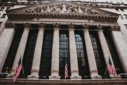 What’s the Difference Between an IPO and a Direct Listing?