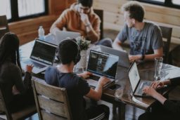 5 Reasons Why You Should Invest in Startups