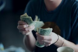 7 Ways to Manage Startup Cash Flow
