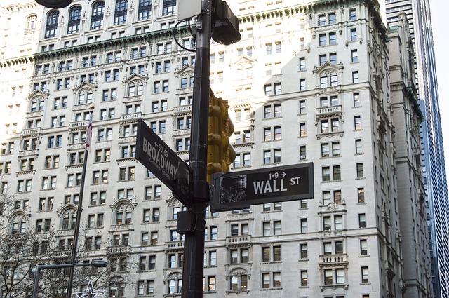 Stock Splits & Reverse Splits: Do They Matter?